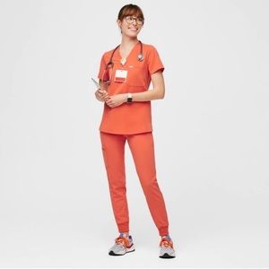 FIGS Sunset Orange 🧡 full set (rare colour)